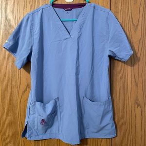 Carhartt scrub top